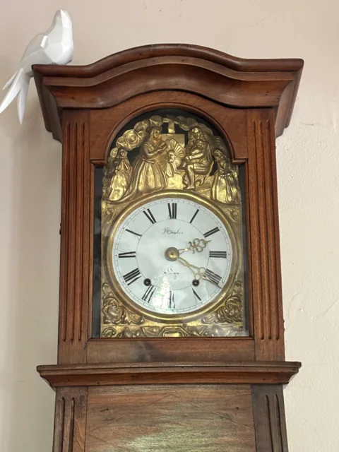 Horloge à balancier dans son meuble