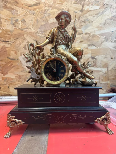 Pendule ancienne et son cadran