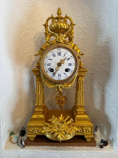 Pendule ancienne et son cadran